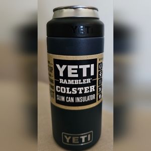 NWT Yeti Rambler can cooler